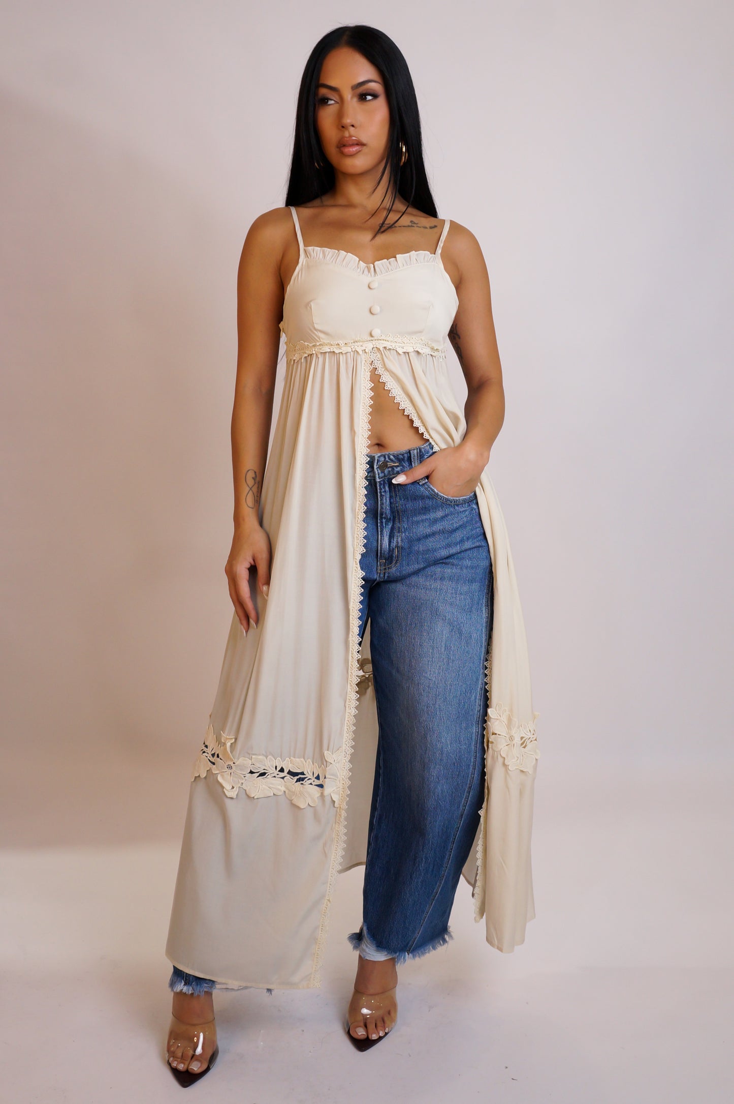 Good Looking Top  - Cream