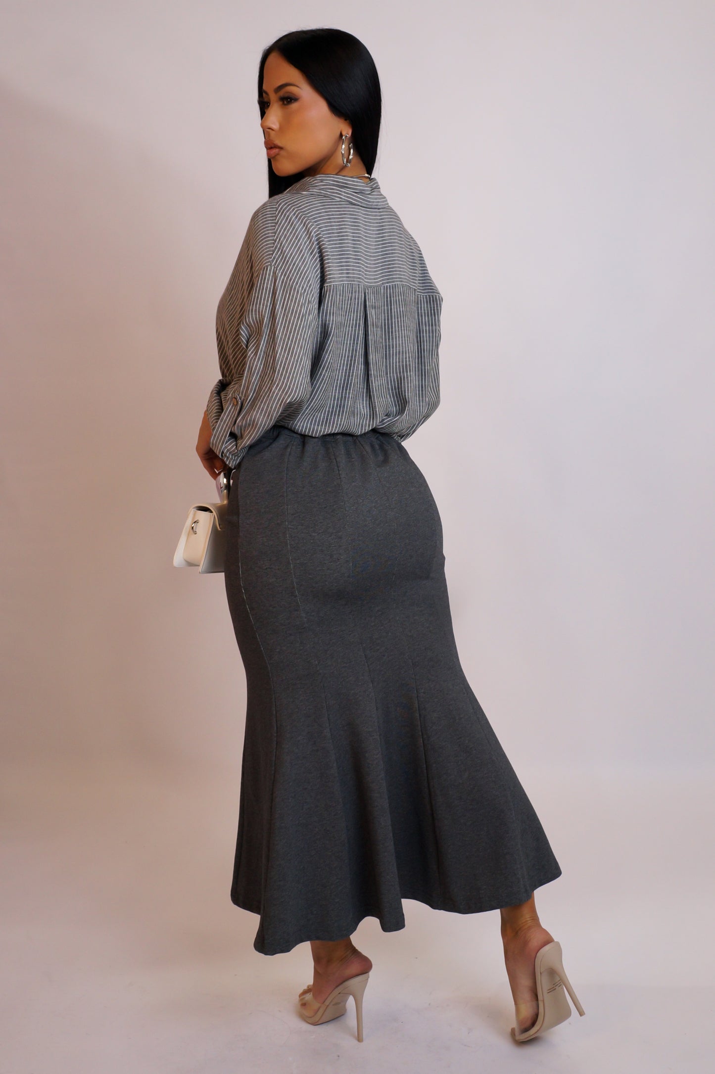 Feel The Breeze Skirt - Grey
