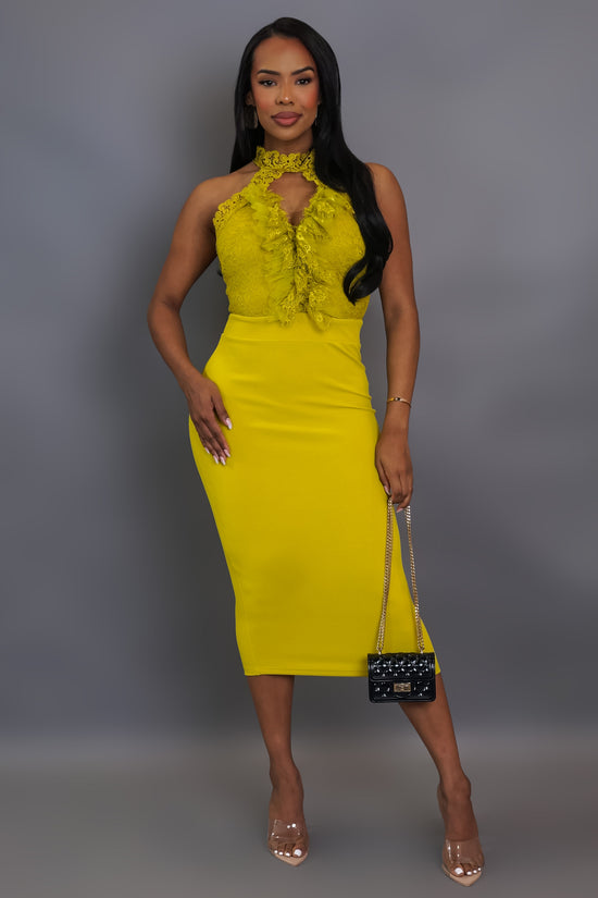 Captivating Midi Dress - Yellow