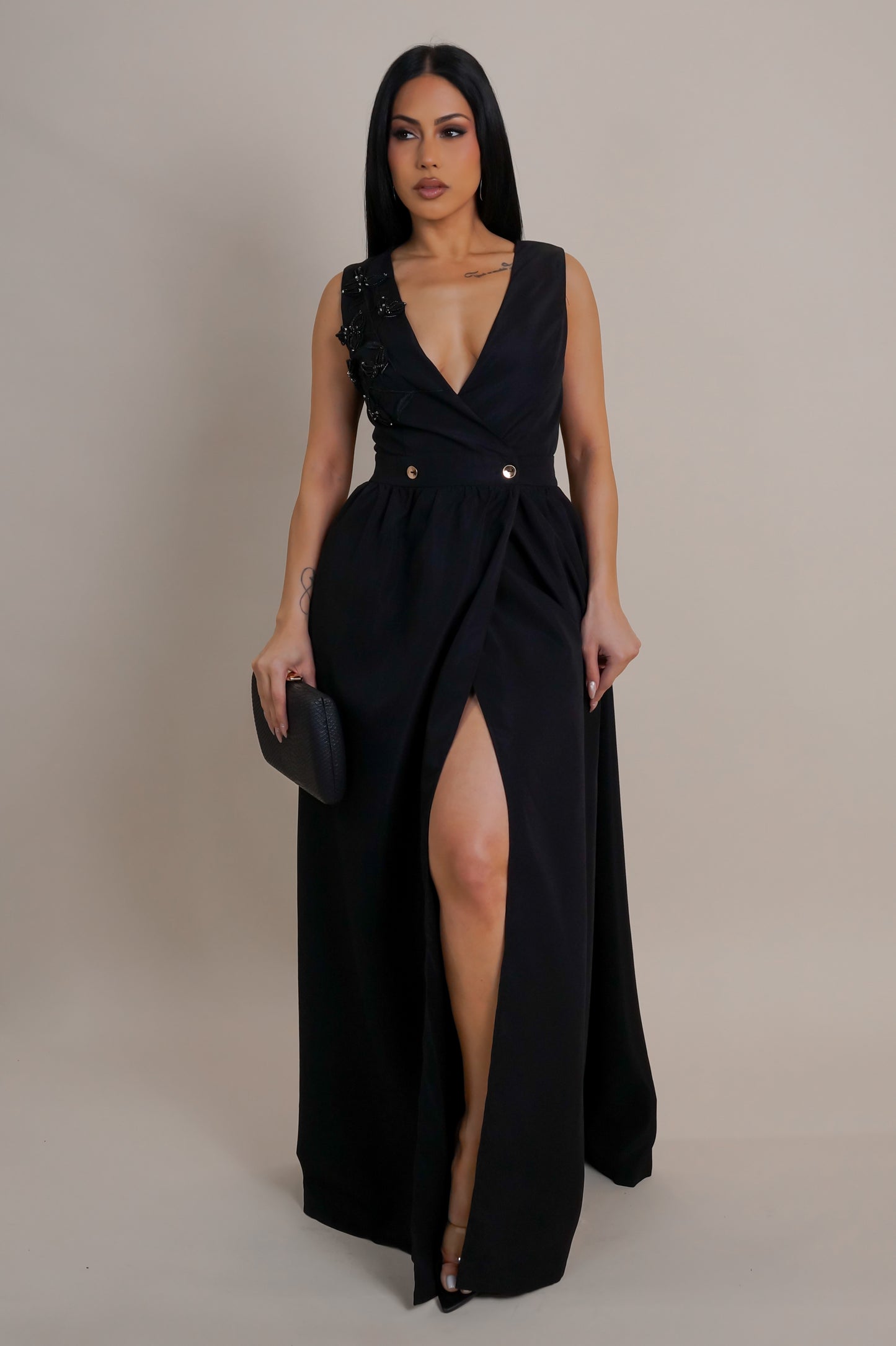 Sophisticated Maxi Dress - Black