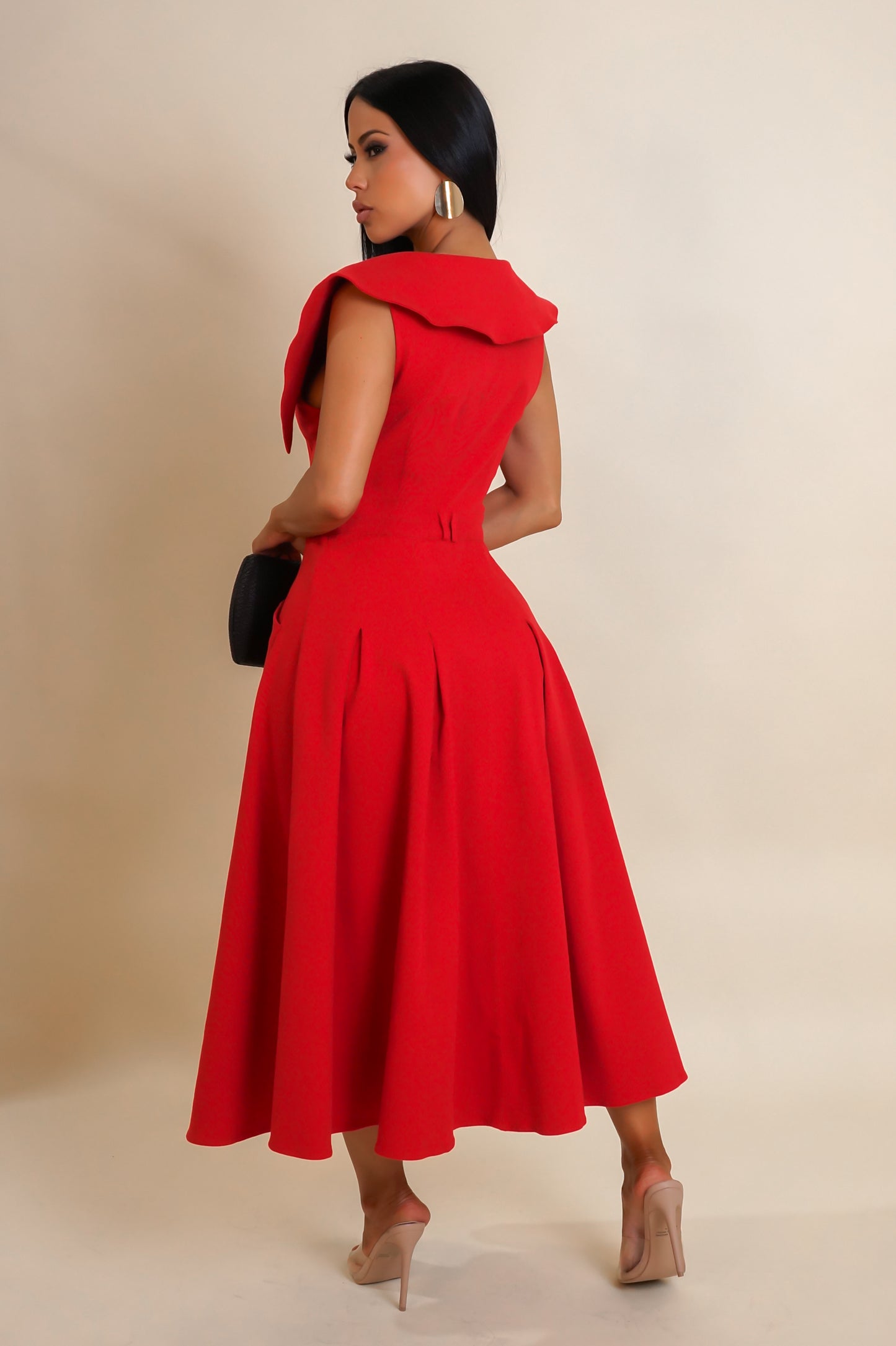 Classic Appeal Midi Dress- Red