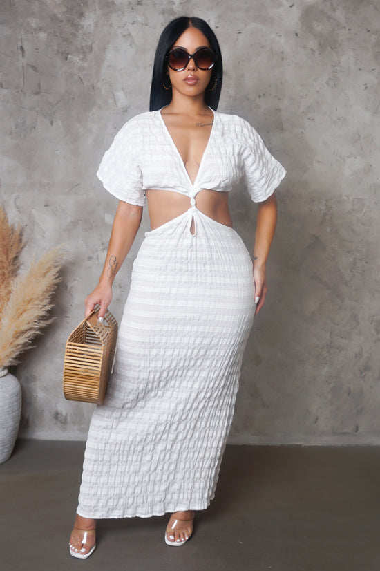 Load image into Gallery viewer, In The Moment Maxi Dress- White

