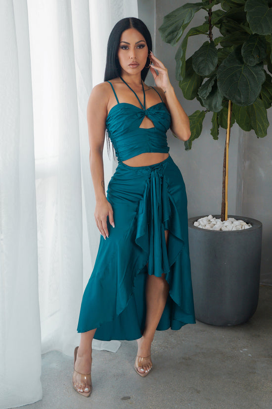 Load image into Gallery viewer, Day Dreaming Midi Dress - Teal
