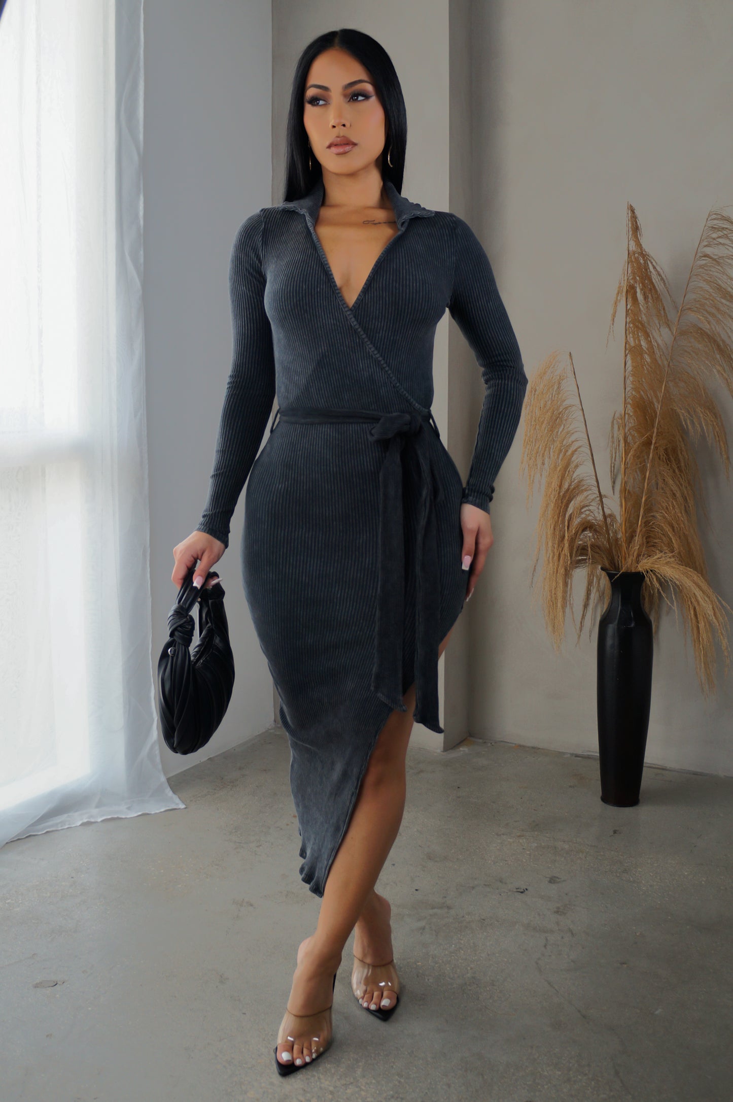 Just Me Midi Dress - Black