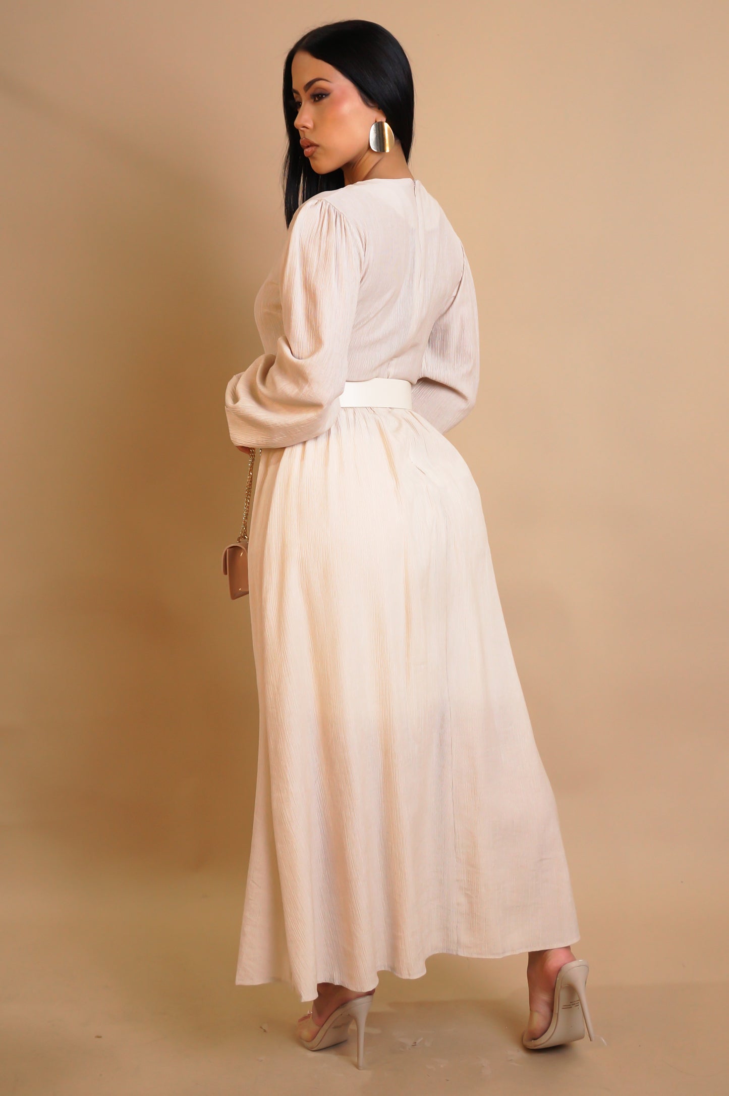 Acting Different Midi Dress - Beige