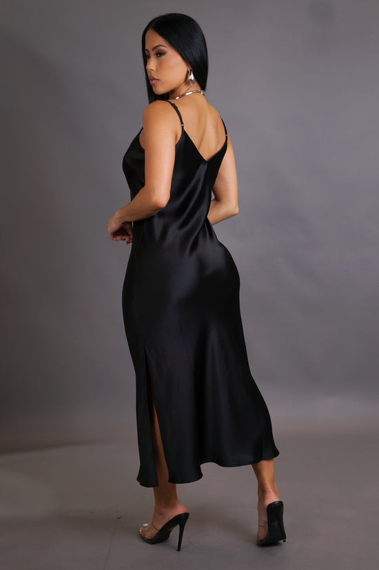 Midnight Bliss Midi Dress - Black