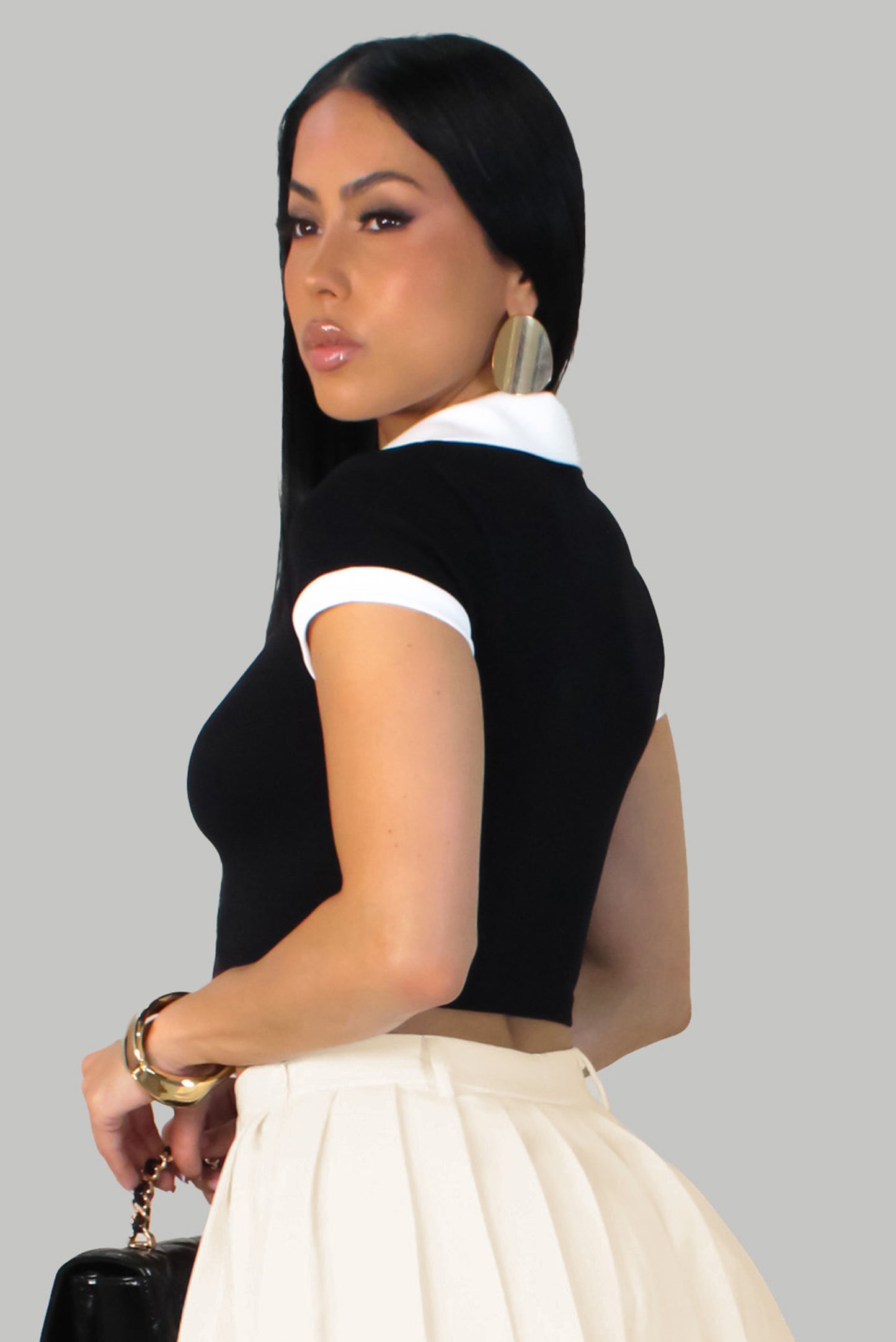 Essence Top - Black