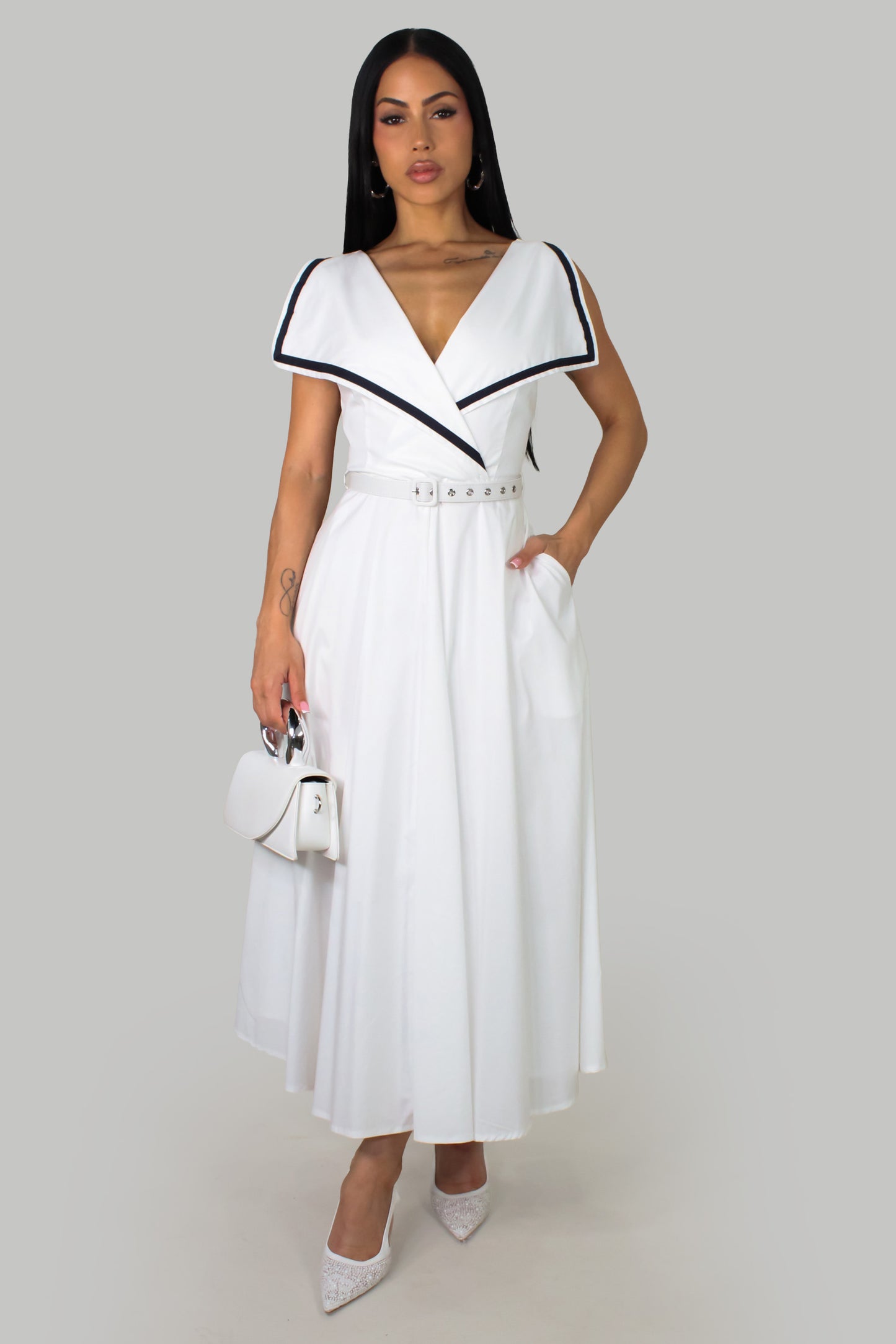 Classic Voyage Midi Dress -White