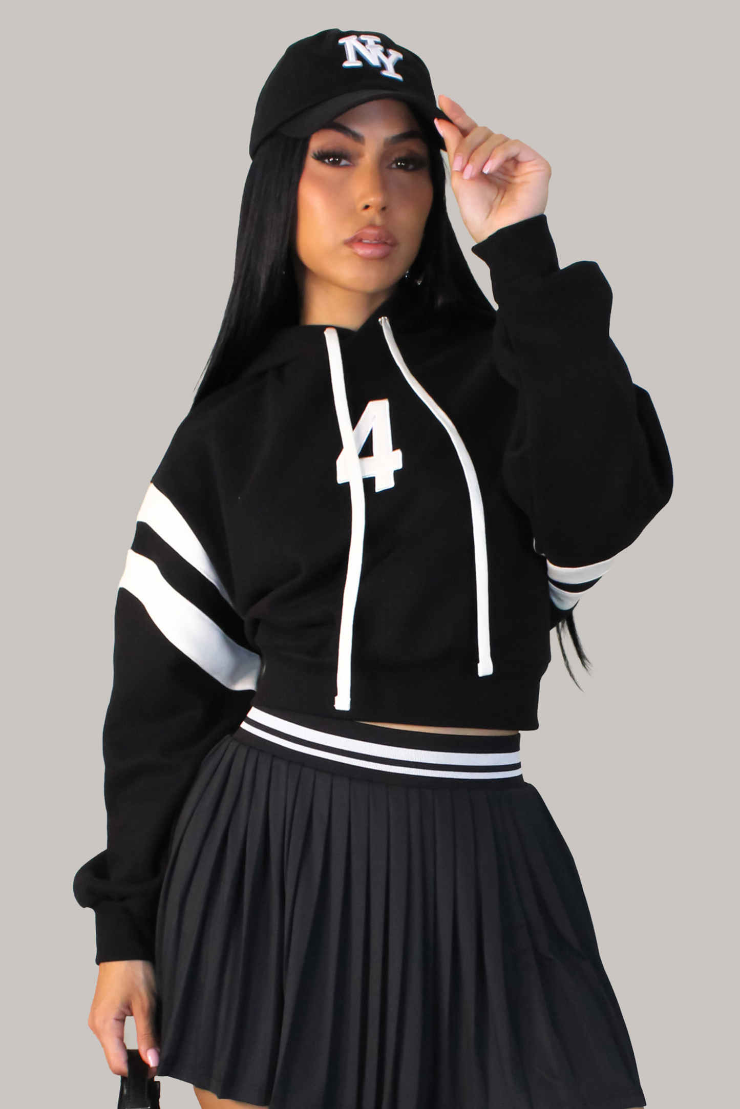 Four Legacy Sweater - Black