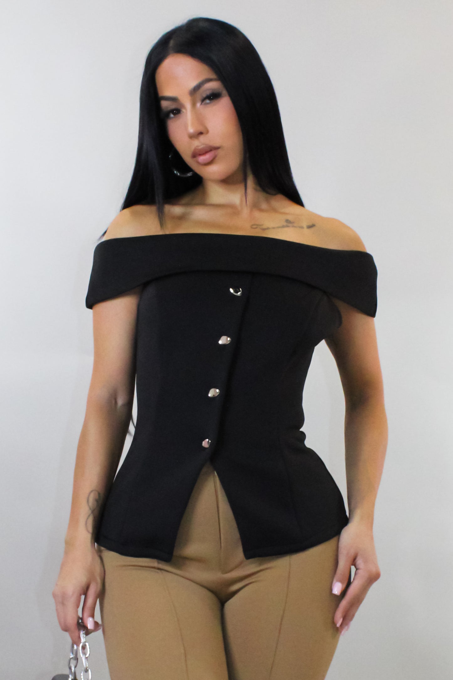 Keep You Close Top - Black