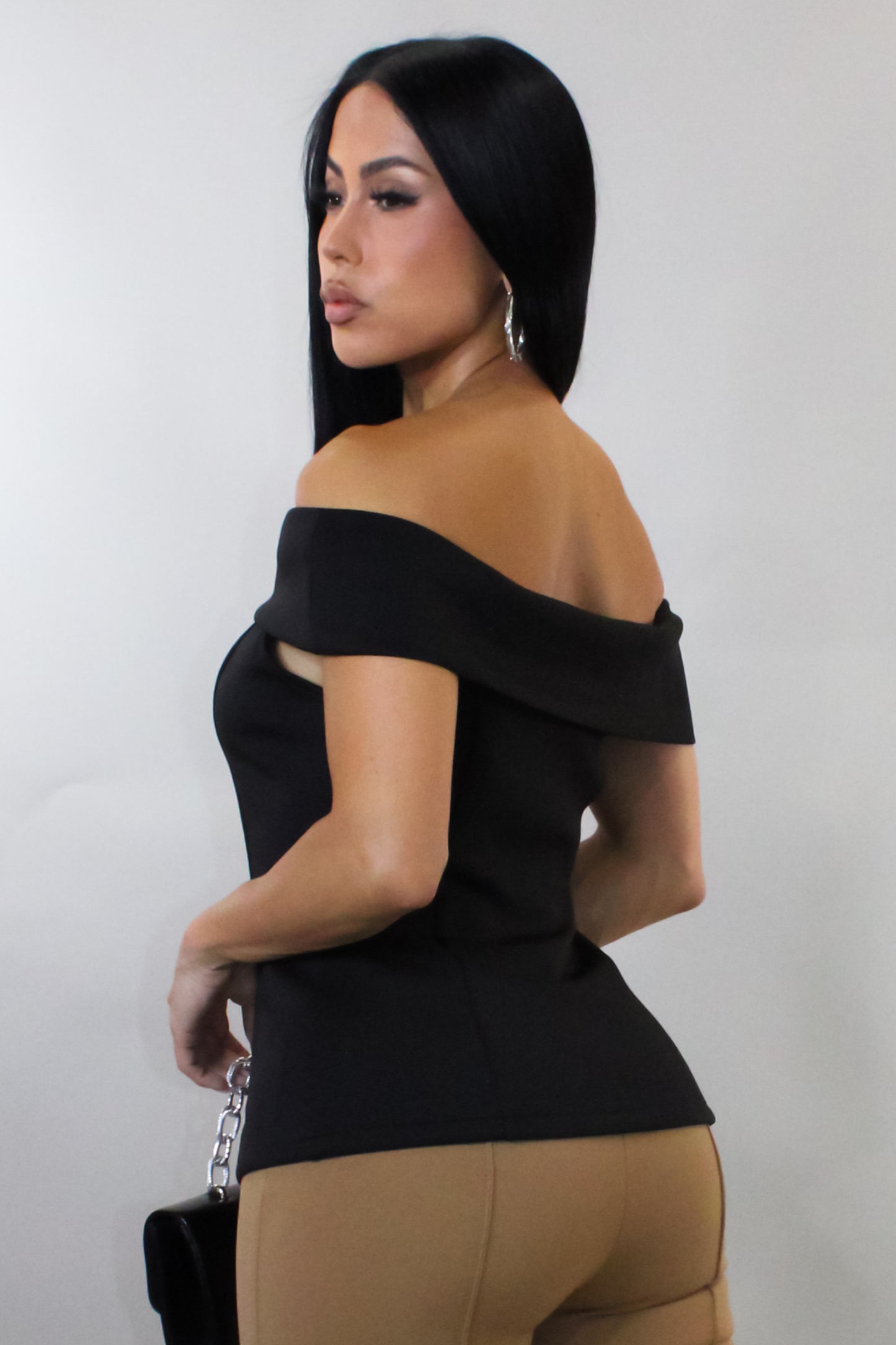 Keep You Close Top - Black