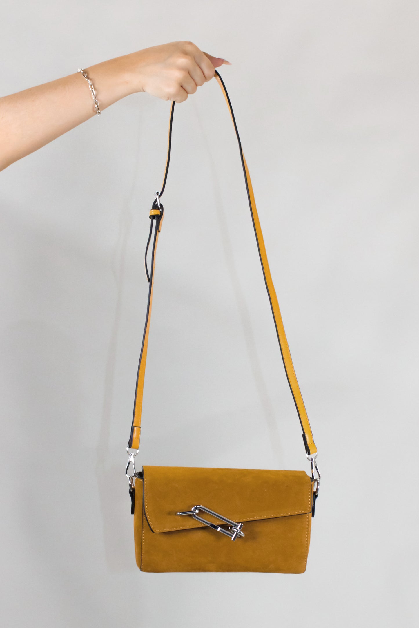 The Tabby Purse - Camel - Black