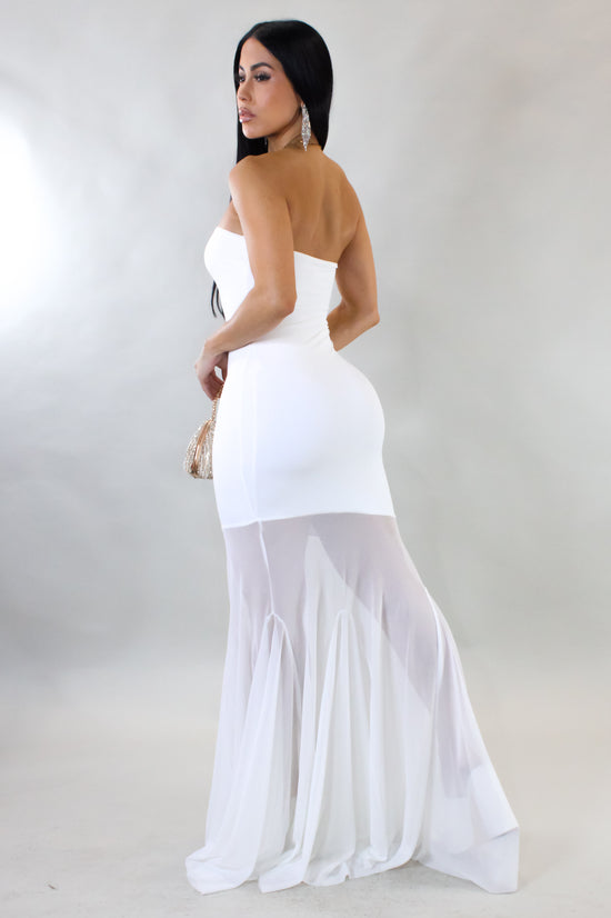 Never Chasing Maxi Dress - White