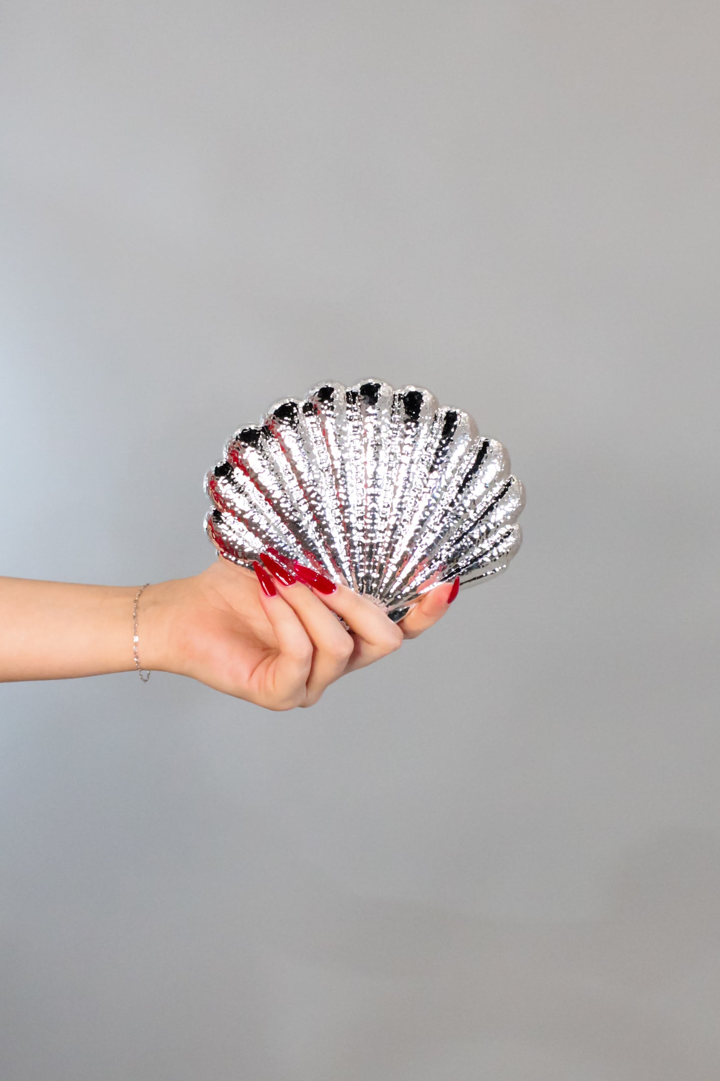 The Shell Purse - Silver - Gold