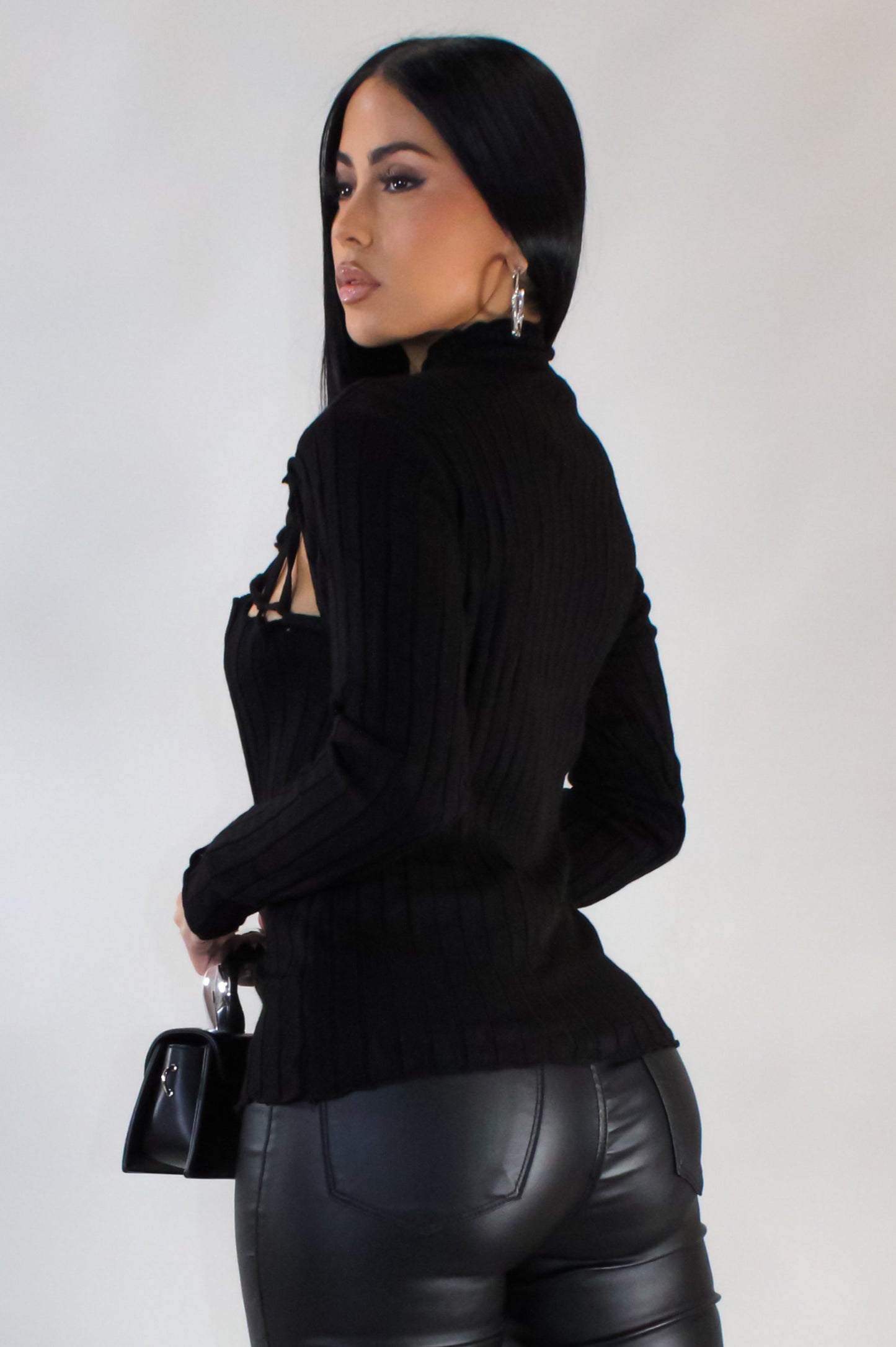 Show Off Top - Black