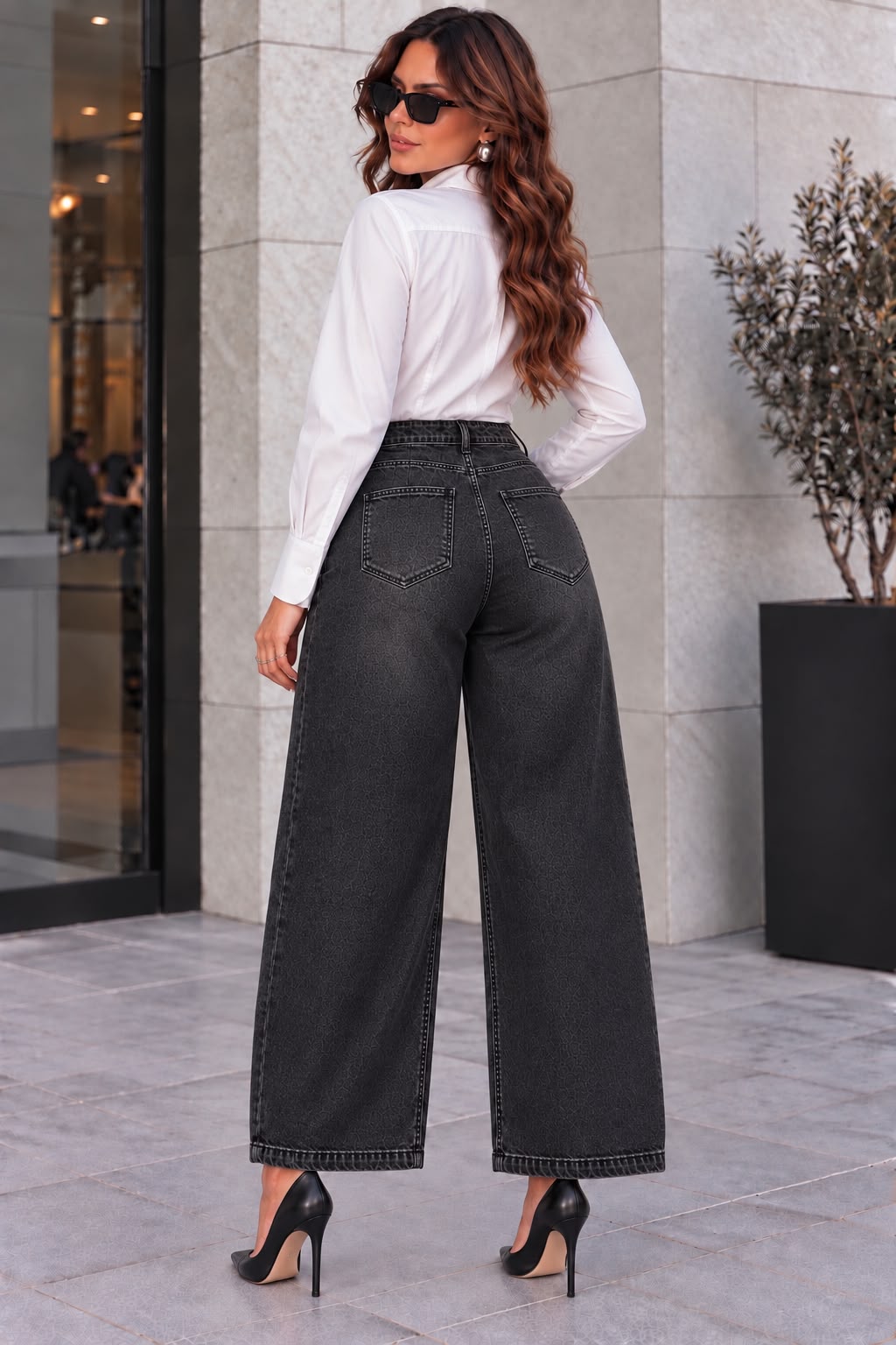Poked On Pockets Pants - Black