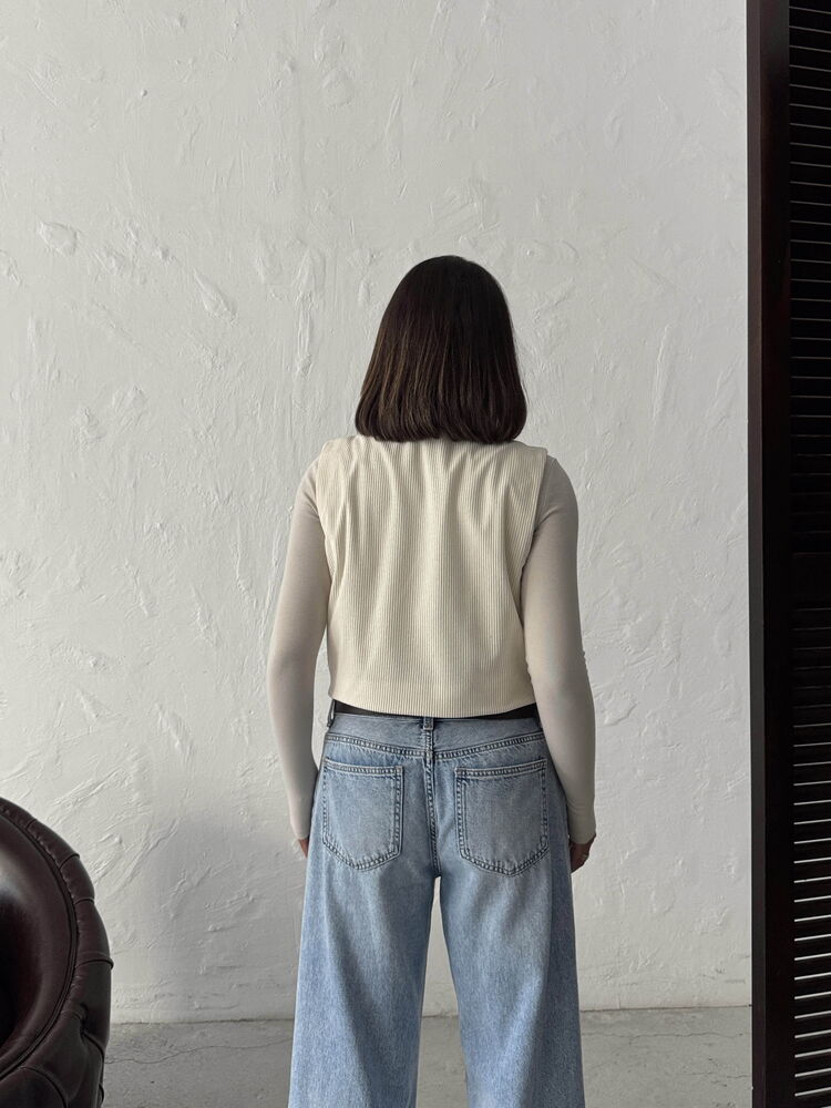 Follow Me Vest - Cream