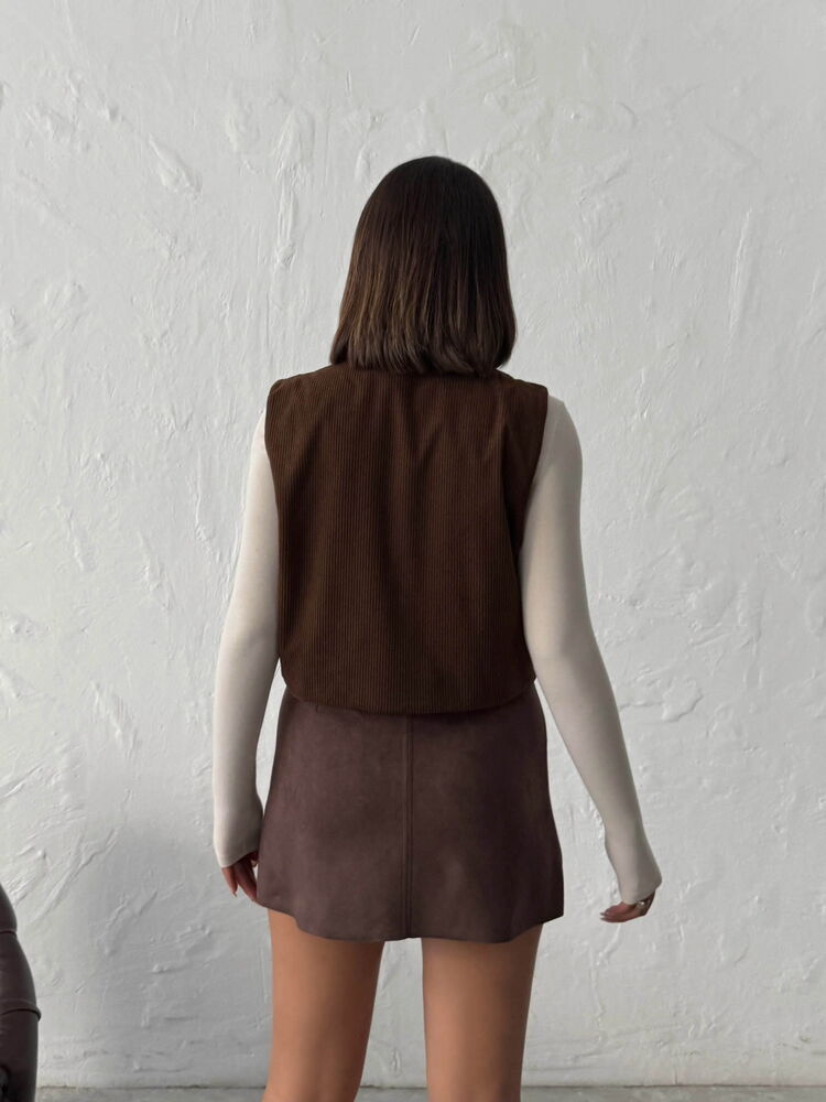 Follow Me Vest - Brown