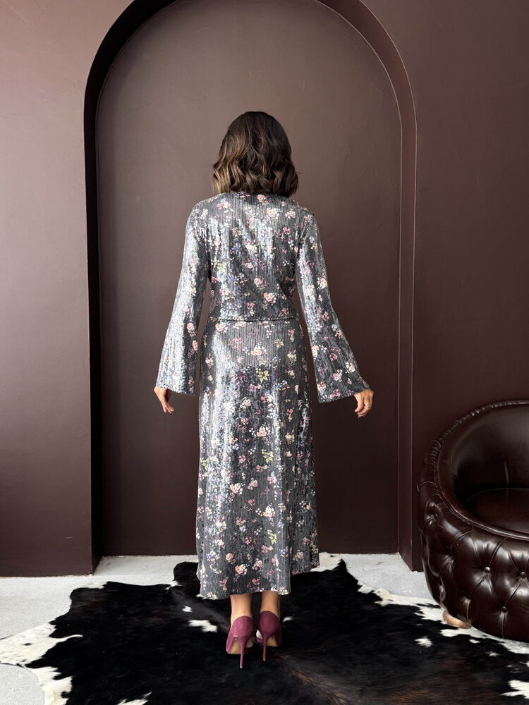 Give It To Me Skirt Set - Silver