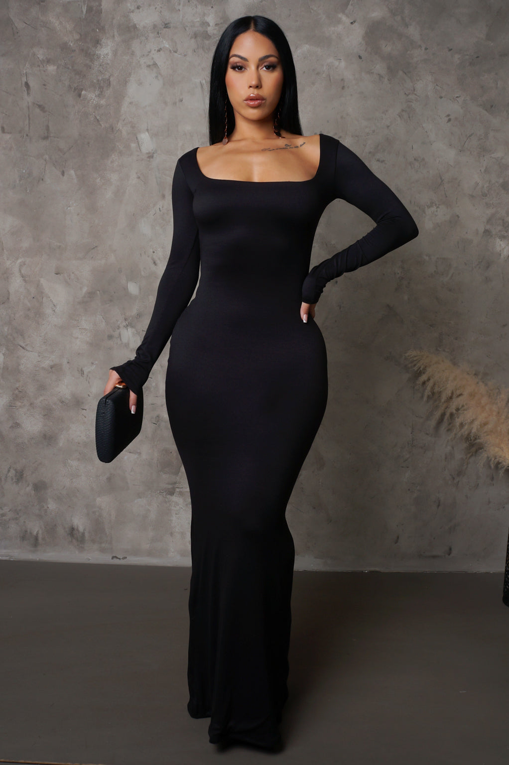 Load image into Gallery viewer, Effortless Maxi Dress - Black
