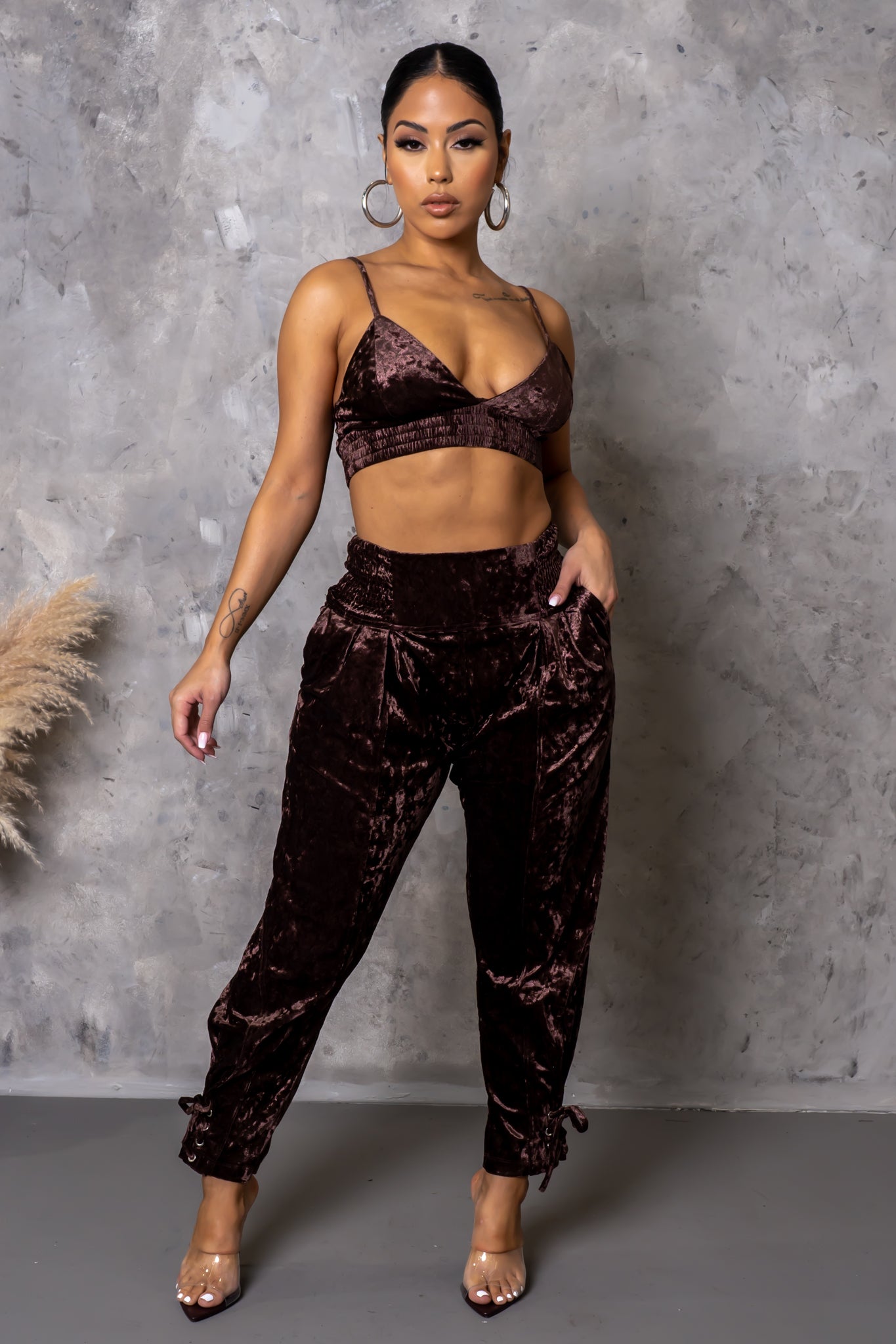 Load image into Gallery viewer, Versatile 2 Piece Pant Set - Brown
