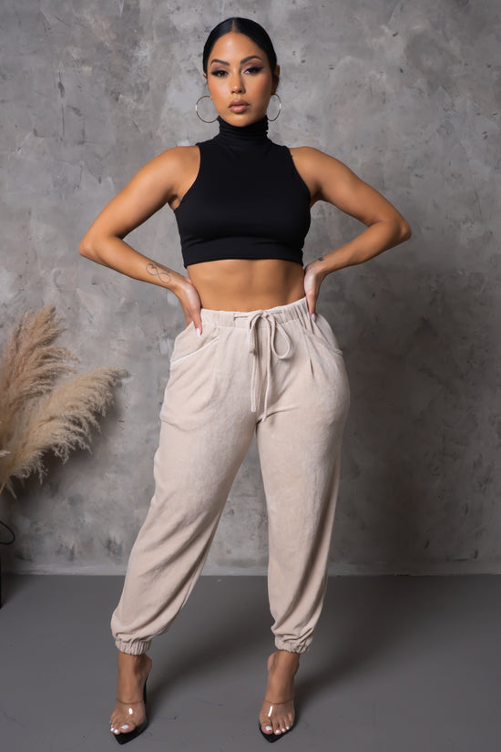 Load image into Gallery viewer, Cozy Winter Jogger / Pants - Beige
